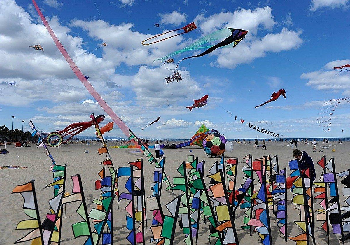 Festival de Cometas Ciudad de Valencia el sábado 6 de abril: horario y cómo llegar en transporte público