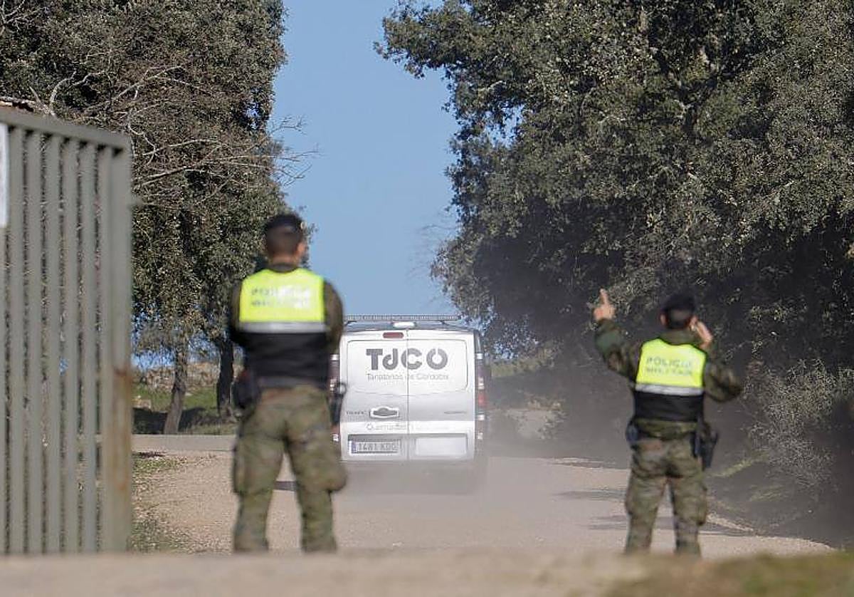 Entrada a la zona de maniobras en Cerro Muriano donde fallecieron dos militares el 21 de diciembre de 2023