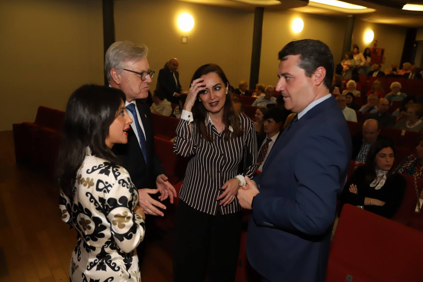 Las imágenes del pregón de las glorias de Córdoba por fray Manuel García y el cartel de David Payán