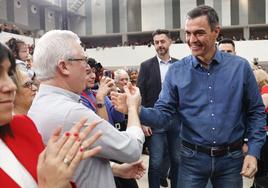 Sánchez irrumpe en la campaña vasca sin mencionar una sola vez a Bildu o PNV, pero sí a la «derecha reaccionaria»