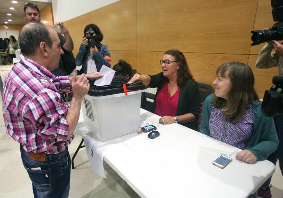 Esto es lo que vas a cobrar si te toca en una mesa electoral en las elecciones del País Vasco
