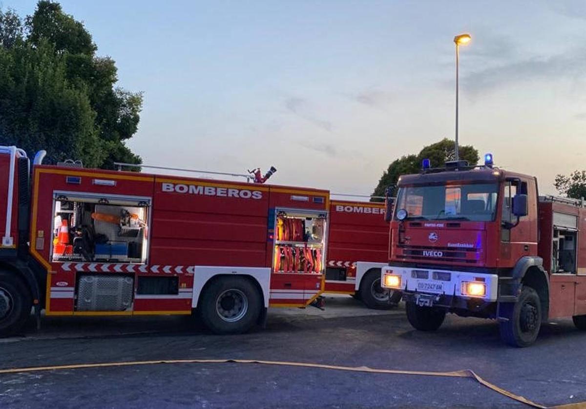 Camiones de Bomberos durante una intervención