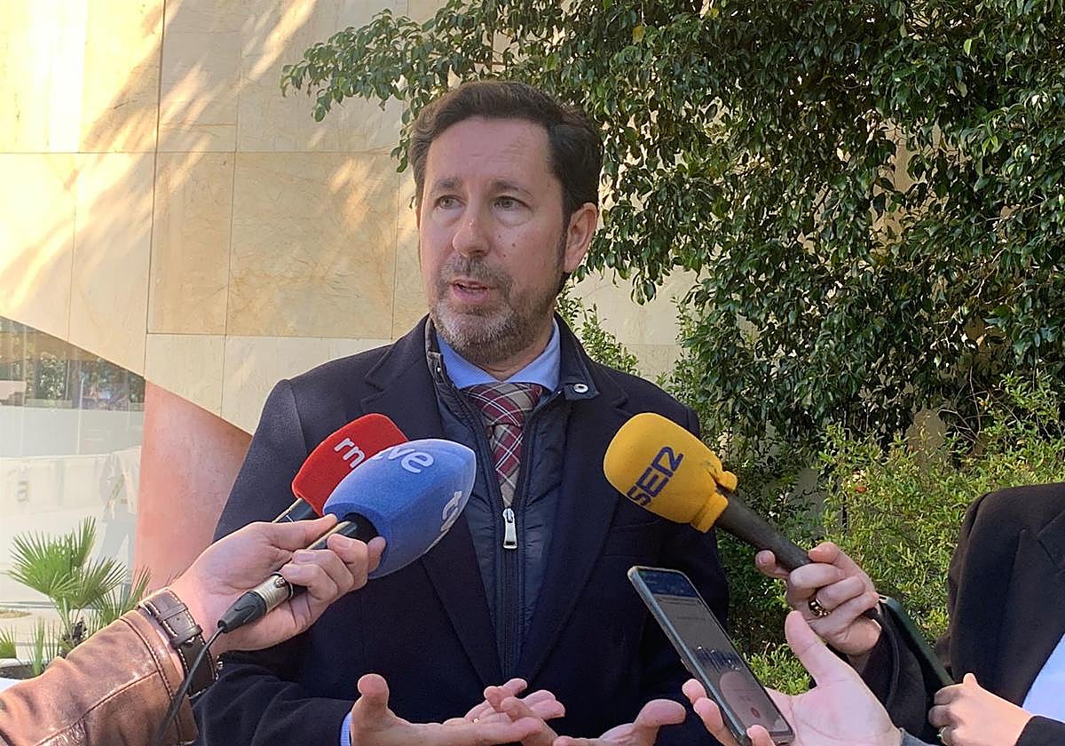 El secretario general de Desarrollo Educativo, Javier Fernández