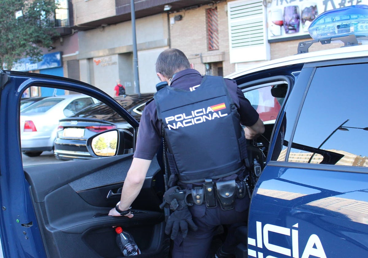 Imagen de archivo de un agente de la Policía Nacional