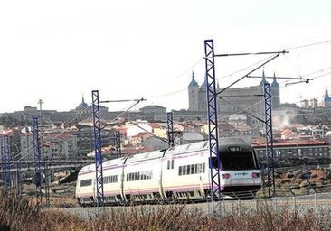 Junta y Ayuntamiento de Toledo, juntos por la parada del AVE en la capital regional