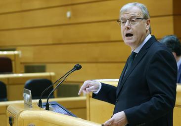 El Senado activa el choque con el Congreso por la amnistía y duda si elevarlo al Constitucional