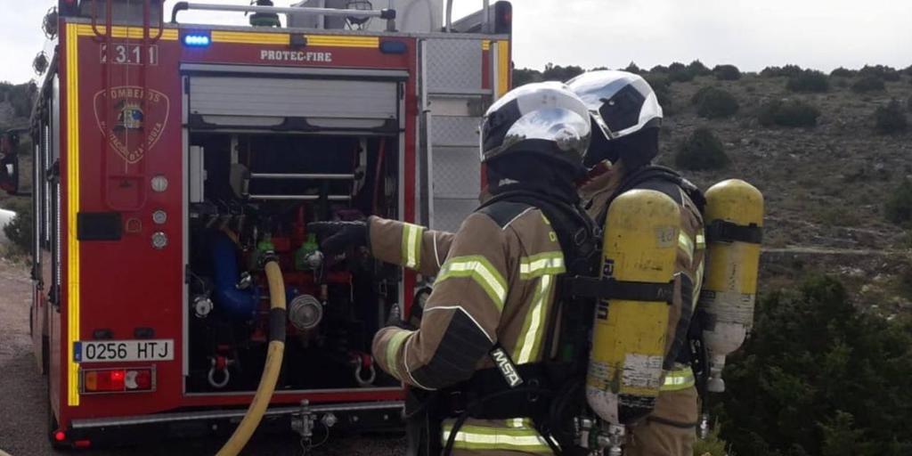 Mueren Un Padre Y Su Hijo De 14 Años En El Incendio De Una Vivienda En