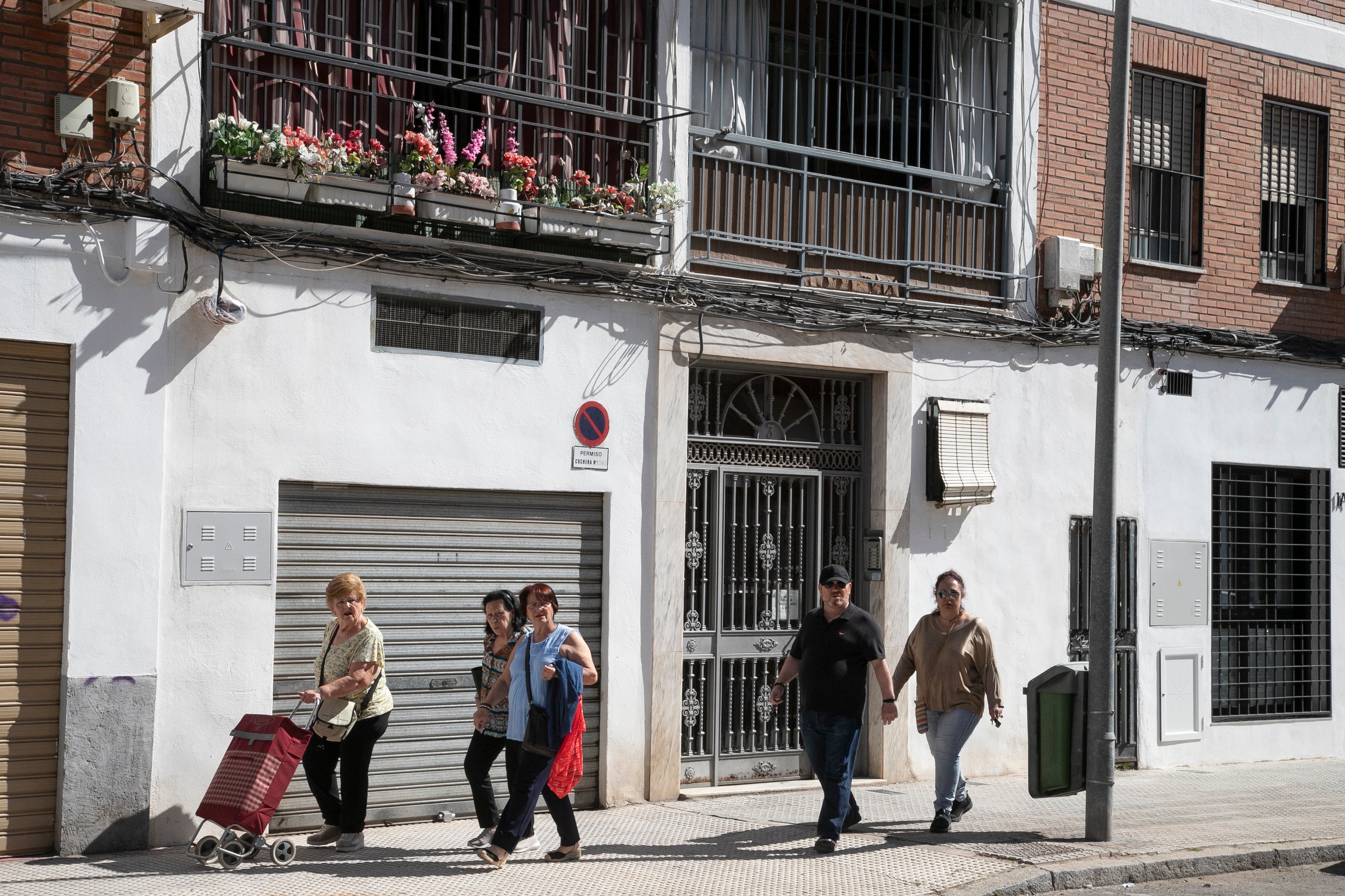 Fotos: un barrio de Córdoba sumido en la quietud por dos crímenes en una semana