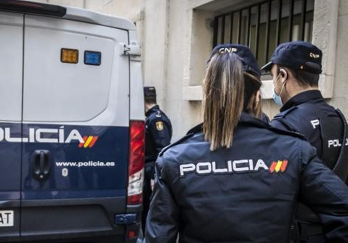 Efectivos de la Policía Nacional en foto de archivo