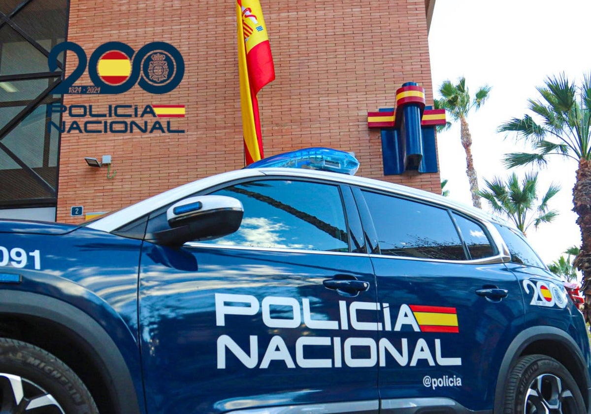 Imagen de archivo de un coche patrulla de la Policía Nacional