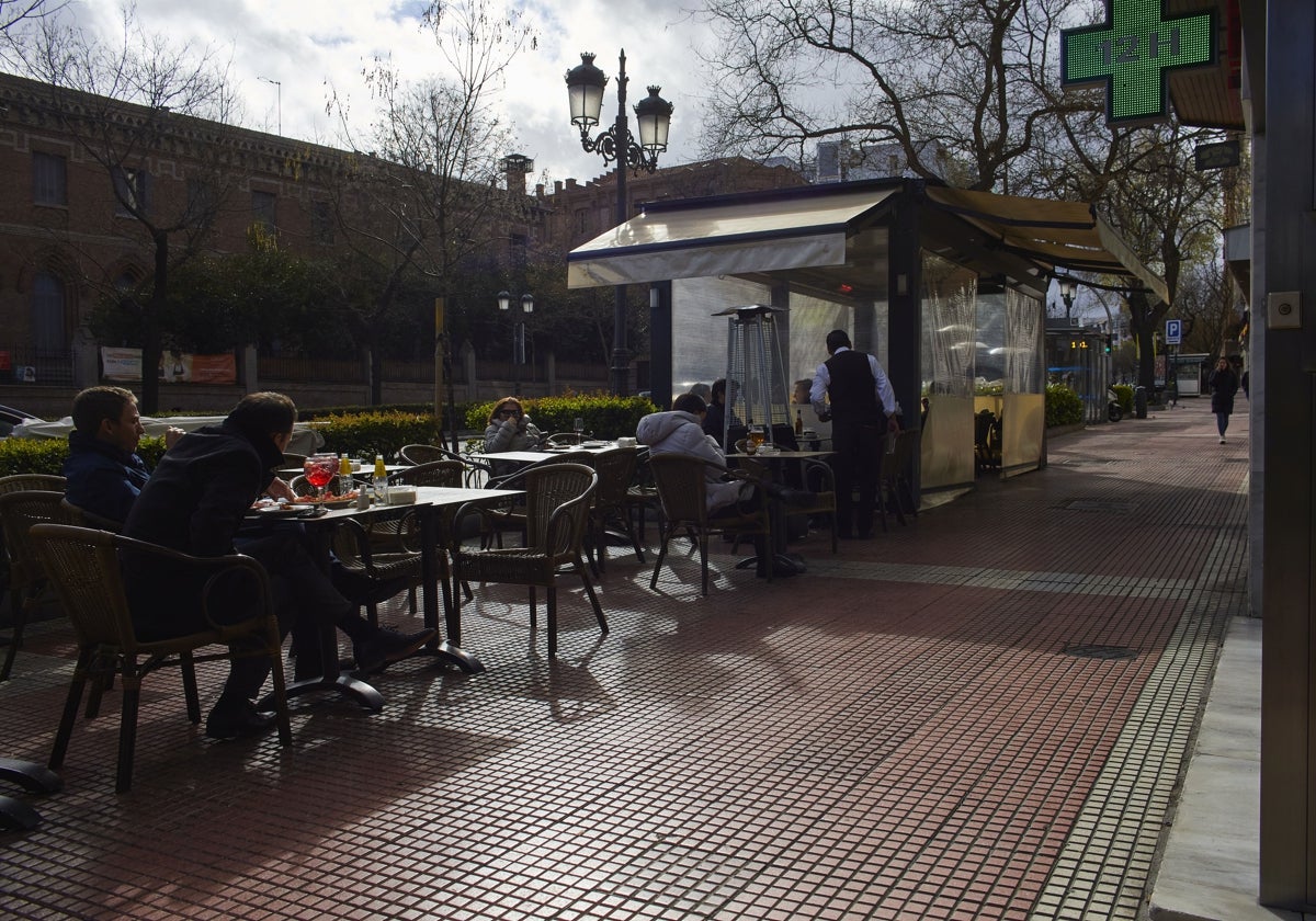 Terrazas en el Paseo de Eduardo Dato