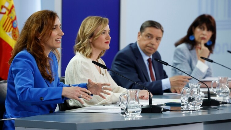 El Gobierno dice ahora que la actitud de Bildu con ETA es «incompatible con la democracia»