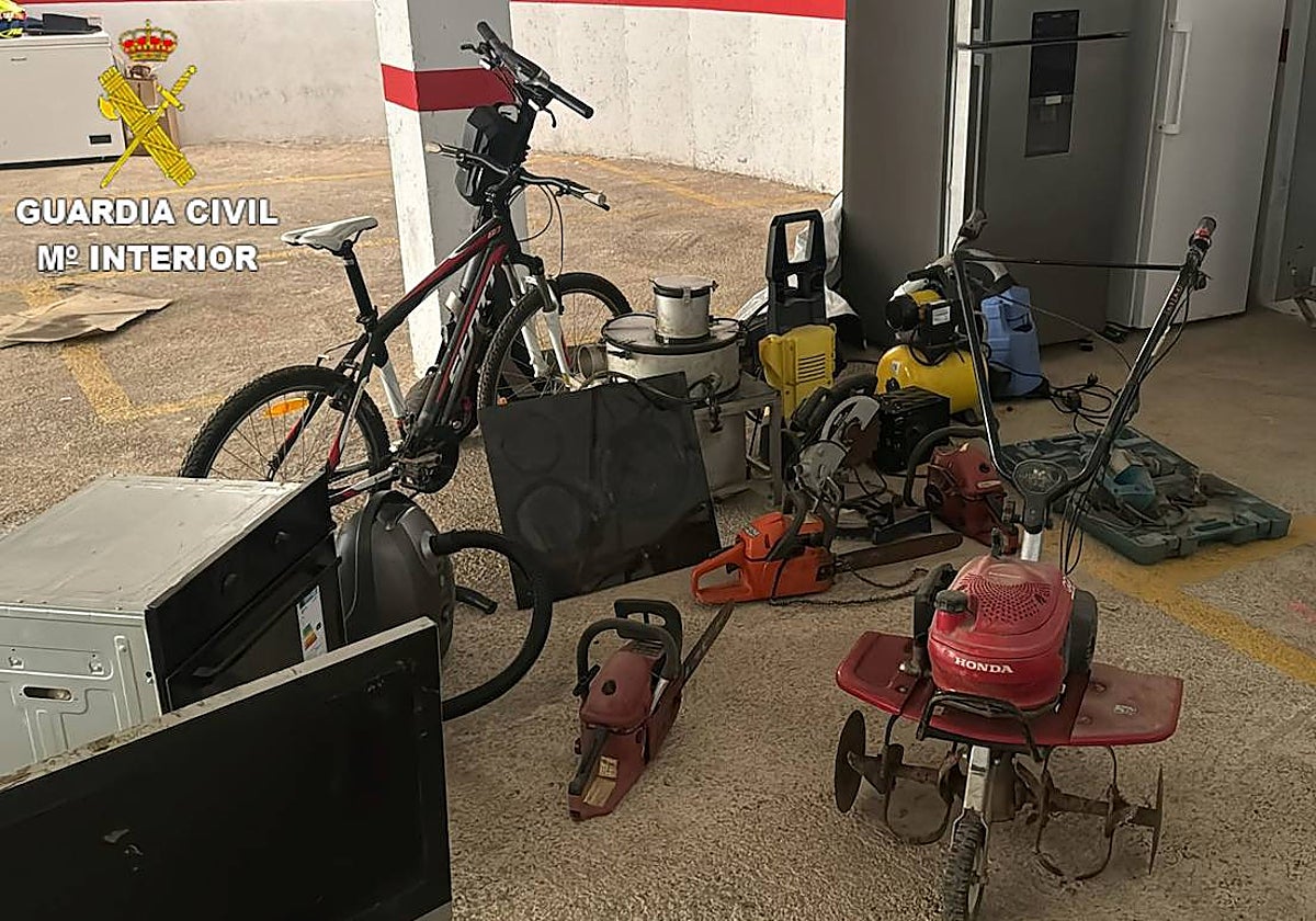 Imagen del material que robó una banda de ladrones en casetas de Castellón