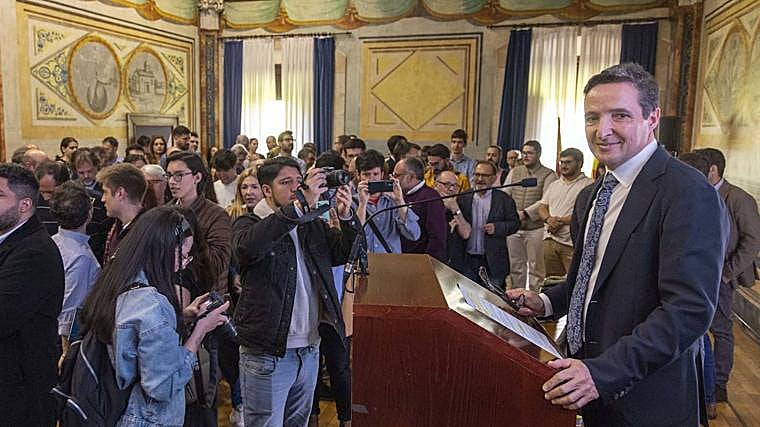 León y Salamanca eligen rector