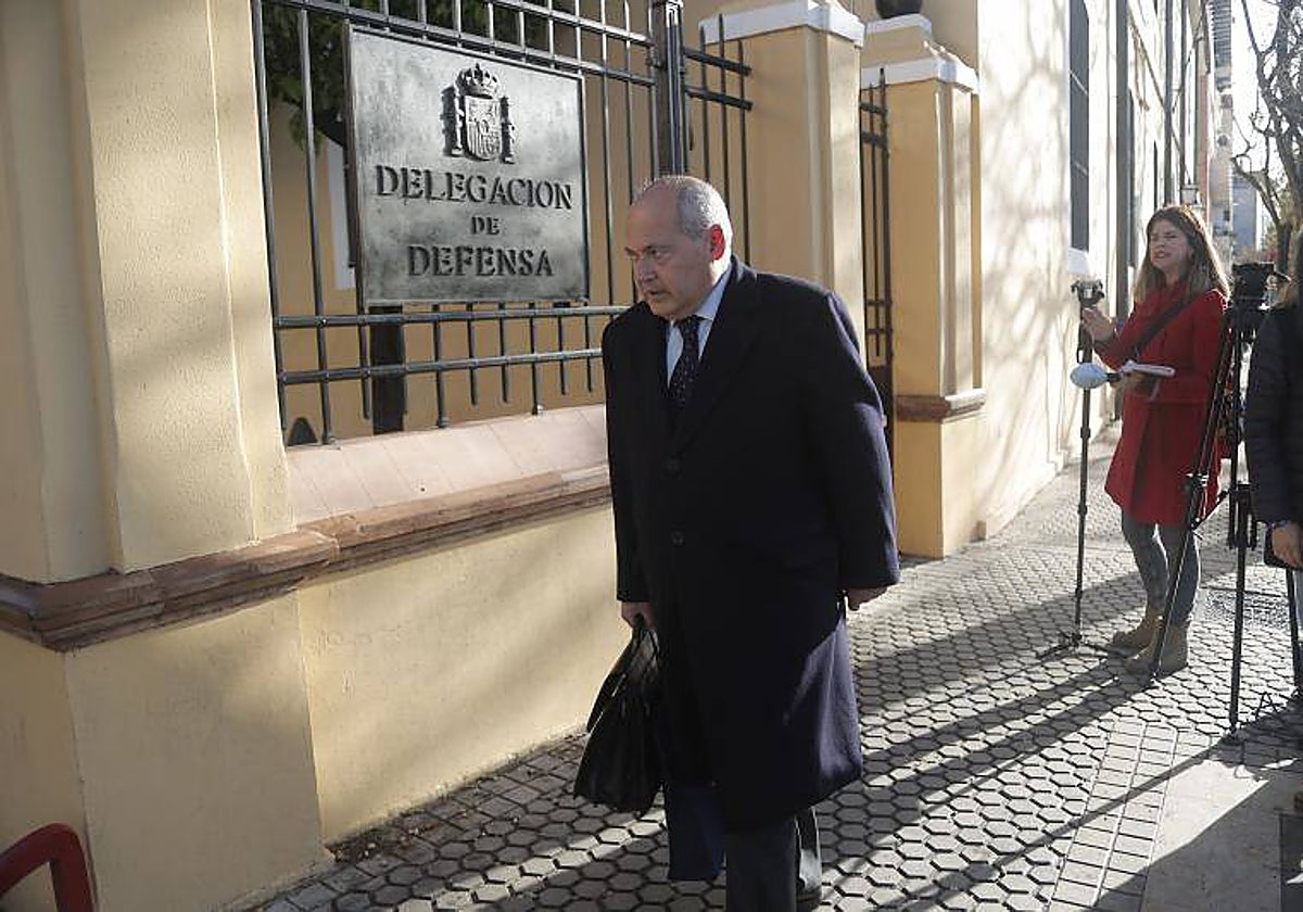El abogado sevillano Luis Romero durante la última vista ante el Togado Militar 21 de Sevilla