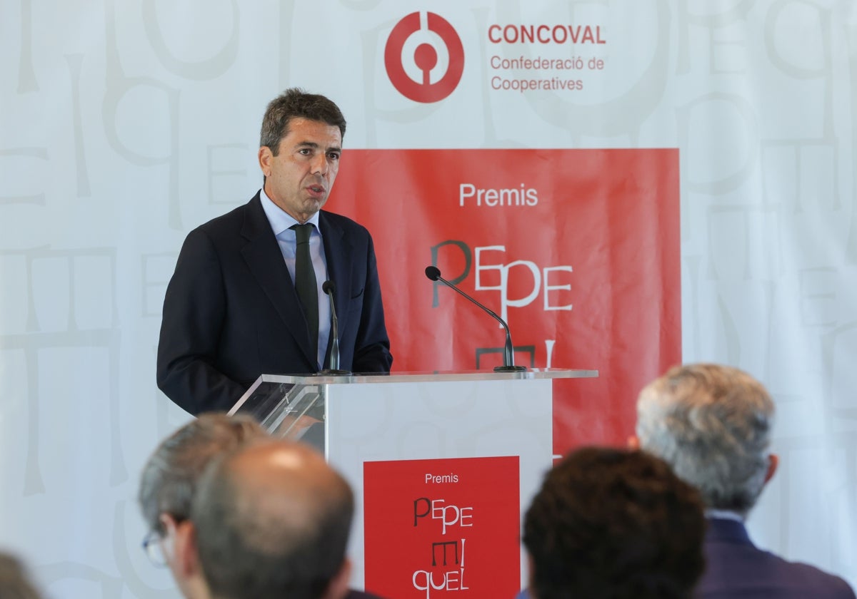 Carlos Mazón: «La ley de señas de identidad de la Comunidad Valenciana incluirá una referencia al cooperativismo valenciano»