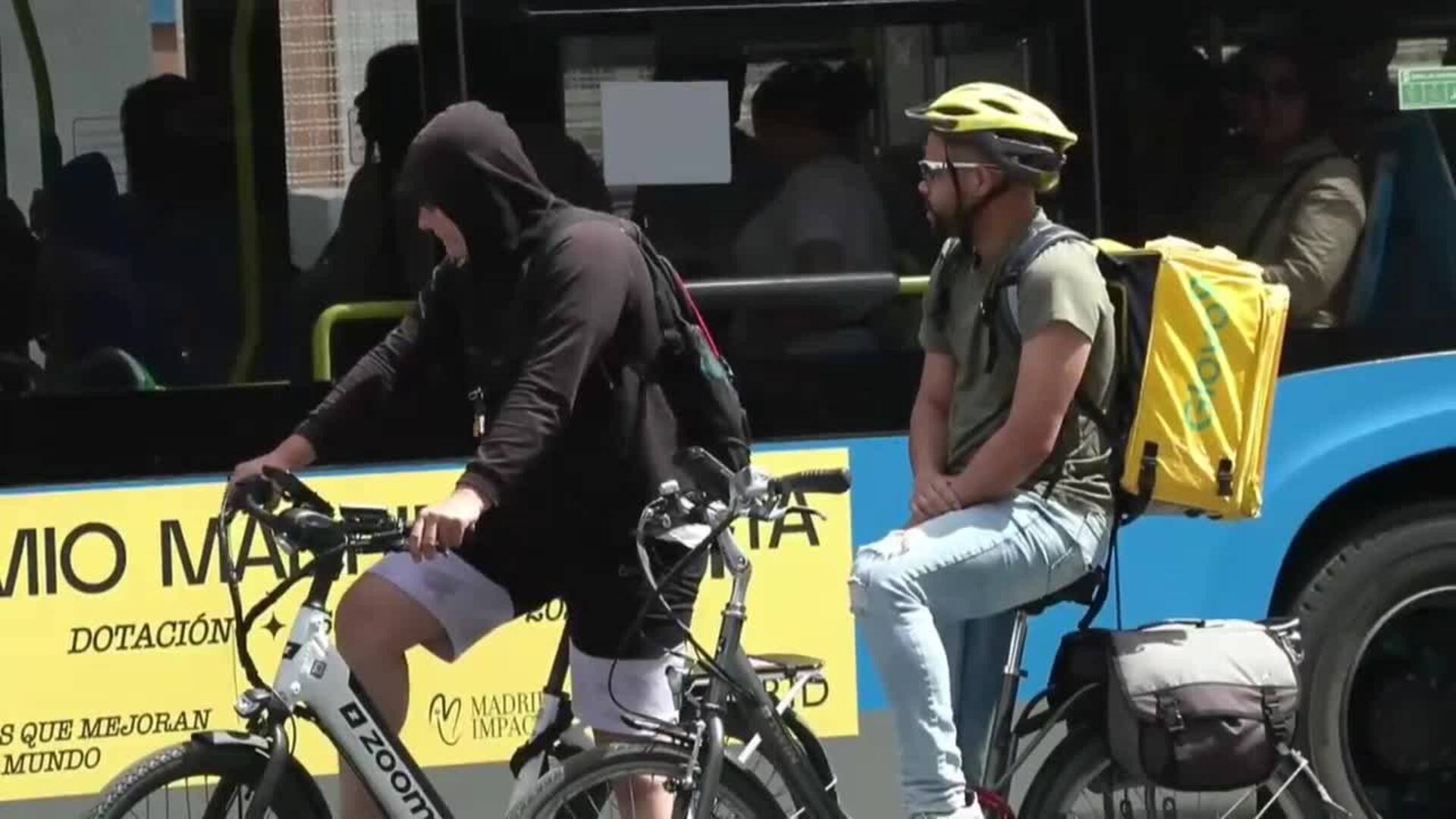 Muere un &#039;rider&#039; tras chocar con un taxi en la avenida Ciudad de Barcelona