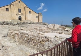 El castillo de Montilla deja a la vista sus entrañas