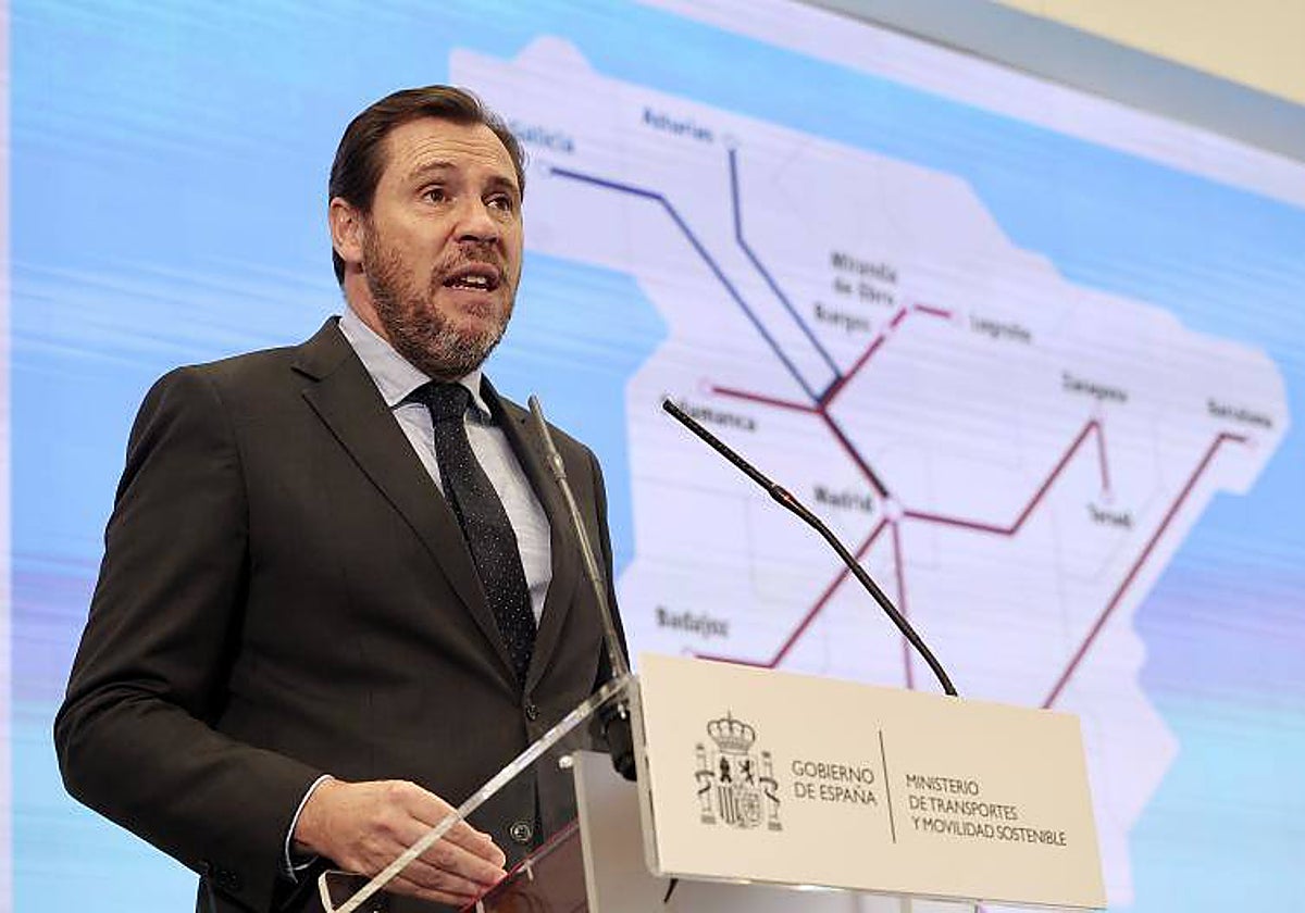 El ministro de Transportes y Movilidad Sostenible, Óscar Puente