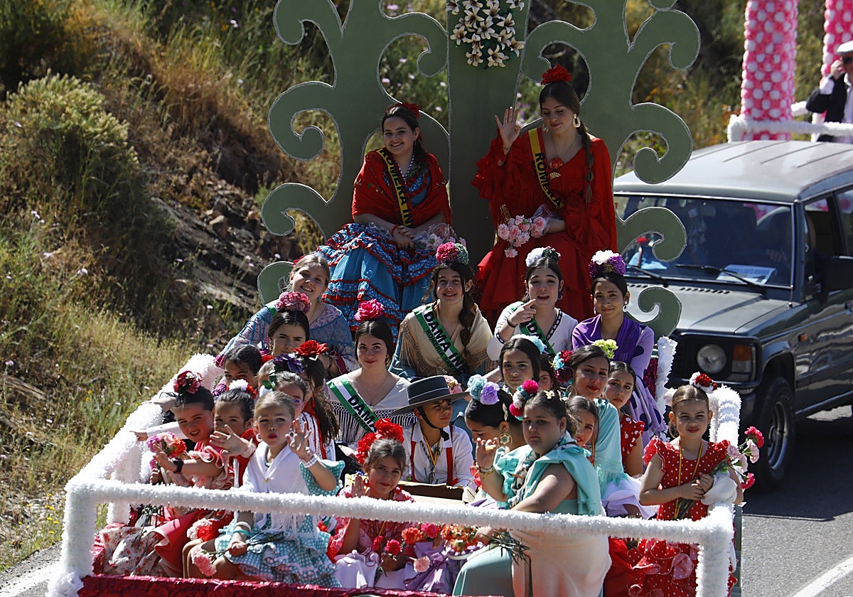 Una de las carrozas de la romería de Santo Domingo