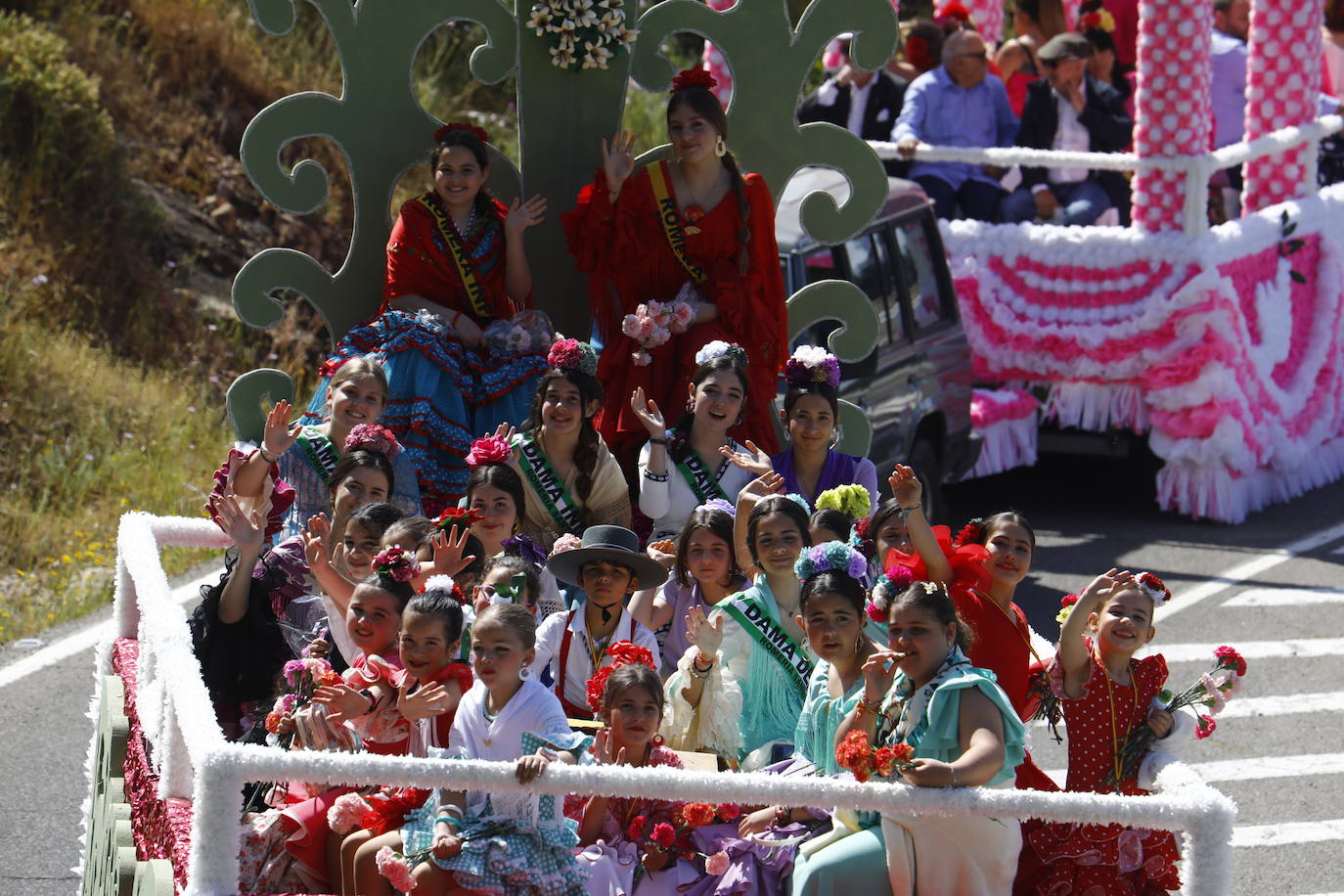 Fotos: la colorida romería de Santo Domingo en Córdoba