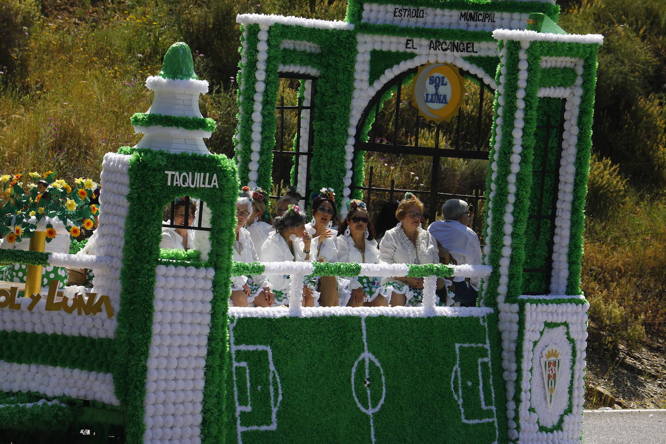 Fotos: la colorida romería de Santo Domingo en Córdoba