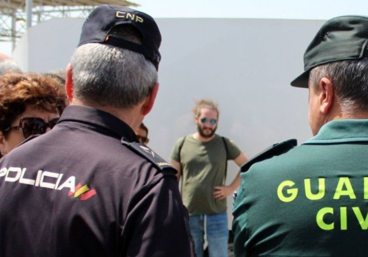 El PSOE se opone a reconocer el trabajo de las Fuerzas de Seguridad en Cataluña a tres días del inicio de la campaña electoral