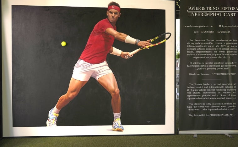 Imagen principal - Rafa Nadal, Tom Brady o Ilia Topuria son algunos de los deportistas que forman parte de la colección.
