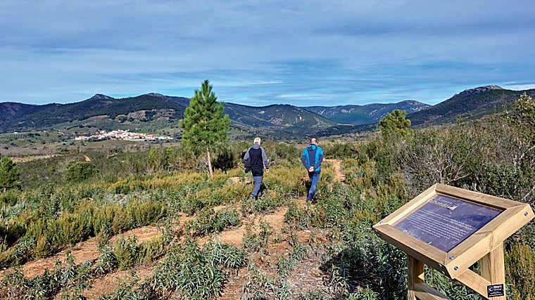 Inaugurada en Robledo del Buey la Ruta Literaria &#039;Valhondo&#039;