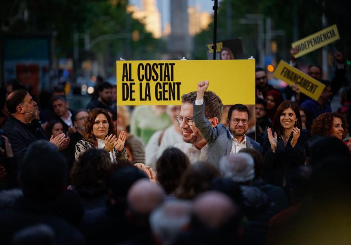 Pere Aragonès, en Barcelona, en el arranque de la campaña