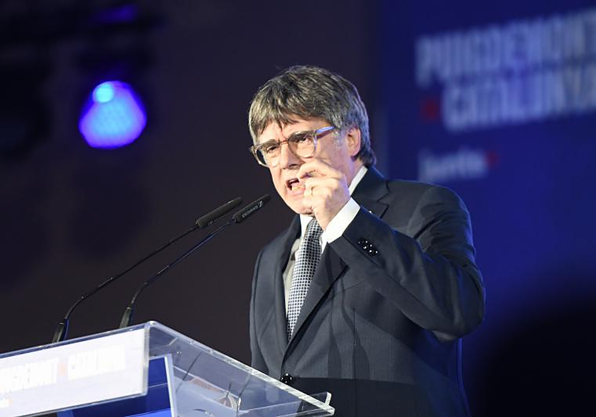 Carles Puigdemont, hoy, durante el primer mitin de campaña en el sur de Francia
