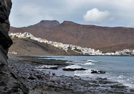 Las Playitas, el encantador pueblo de Fuerteventura con playas de origen volcánico