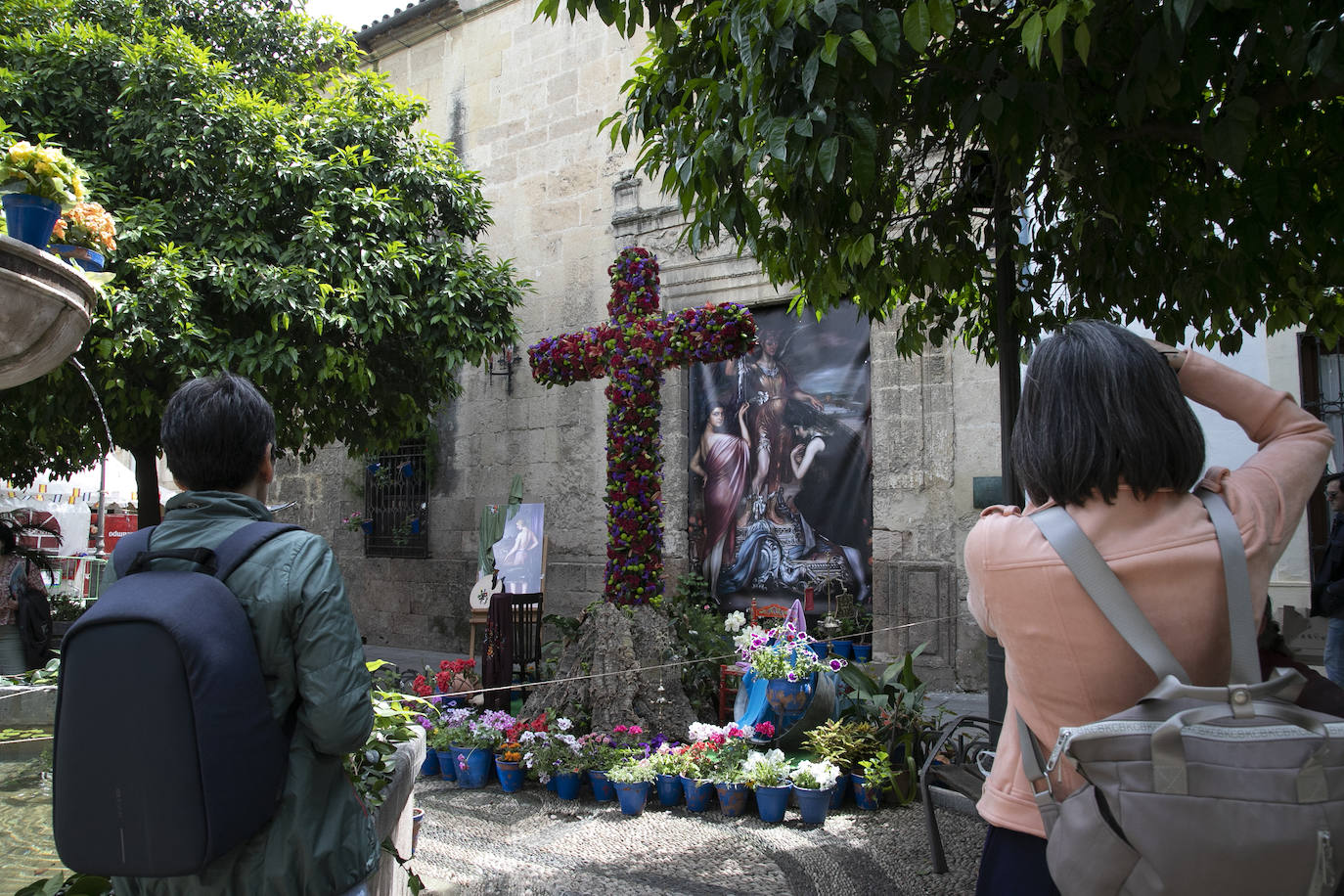 Fotos: el comienzo de las Cruces de Mayo de Córdoba