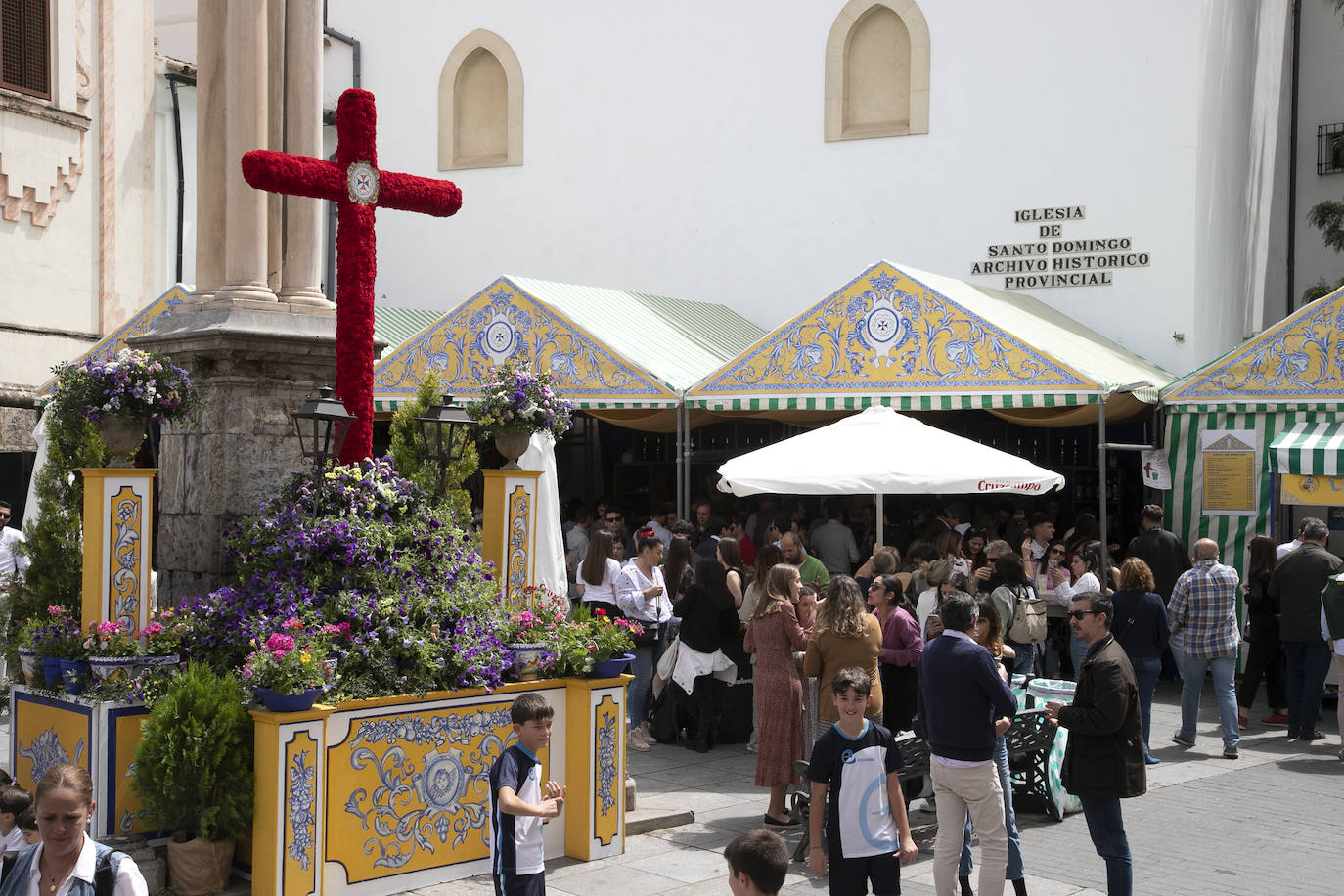 Fotos: el comienzo de las Cruces de Mayo de Córdoba