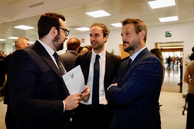 Víctor Ruiz de Almirón, jefe de España de ABC; David Martínez, exjefe de gabinete de Inés Arrimadas; y Juan Fernández-Miranda, adjunto al director de ABC