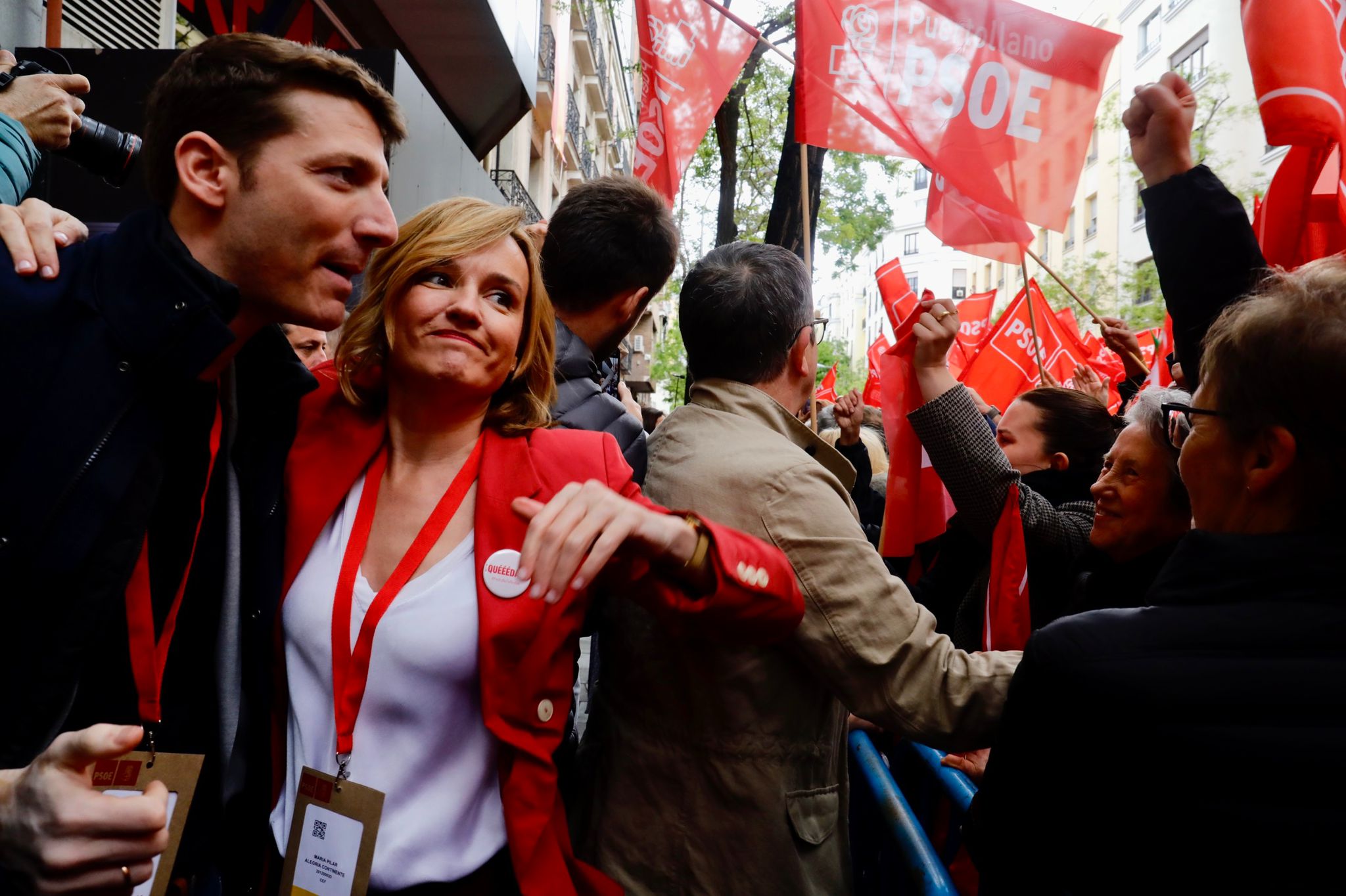 Comité Federal del PSOE y acto de apoyo de simpatizantes de Pedro Sánchez frente a Ferraz, en imágenes