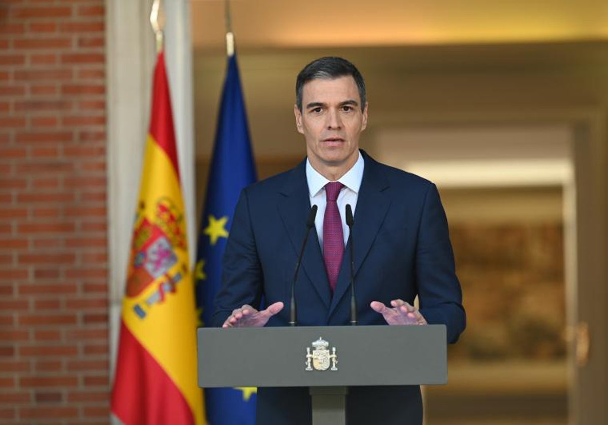 El presidente del Gobierno, Pedro Sánchez, durante su comparecencia este lunes en La Moncloa