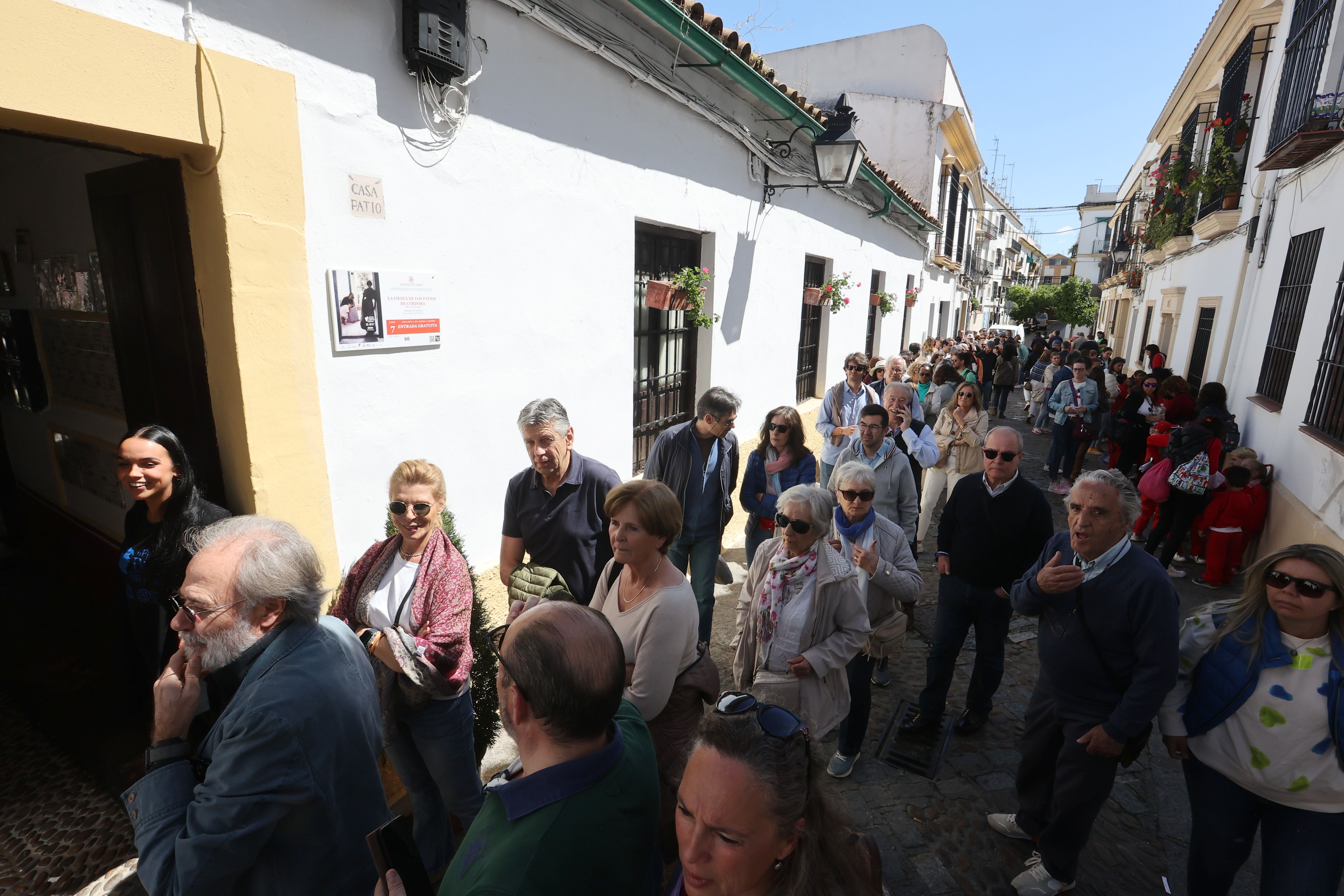 Las mejores imágenes de los Patios de Córdoba en los barrios de Santa Marina y San Agustín