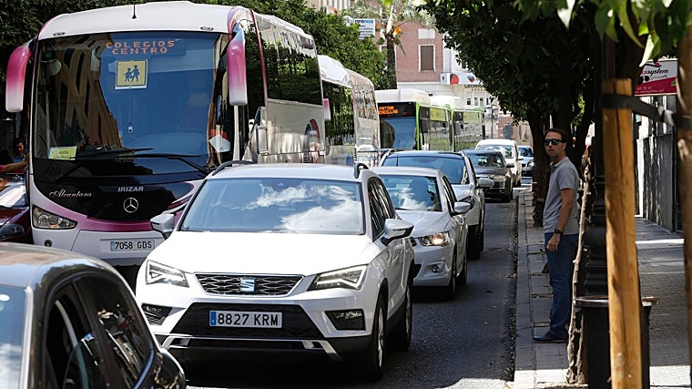 Claudio Marcelo, una calle condicionada por el tráfico