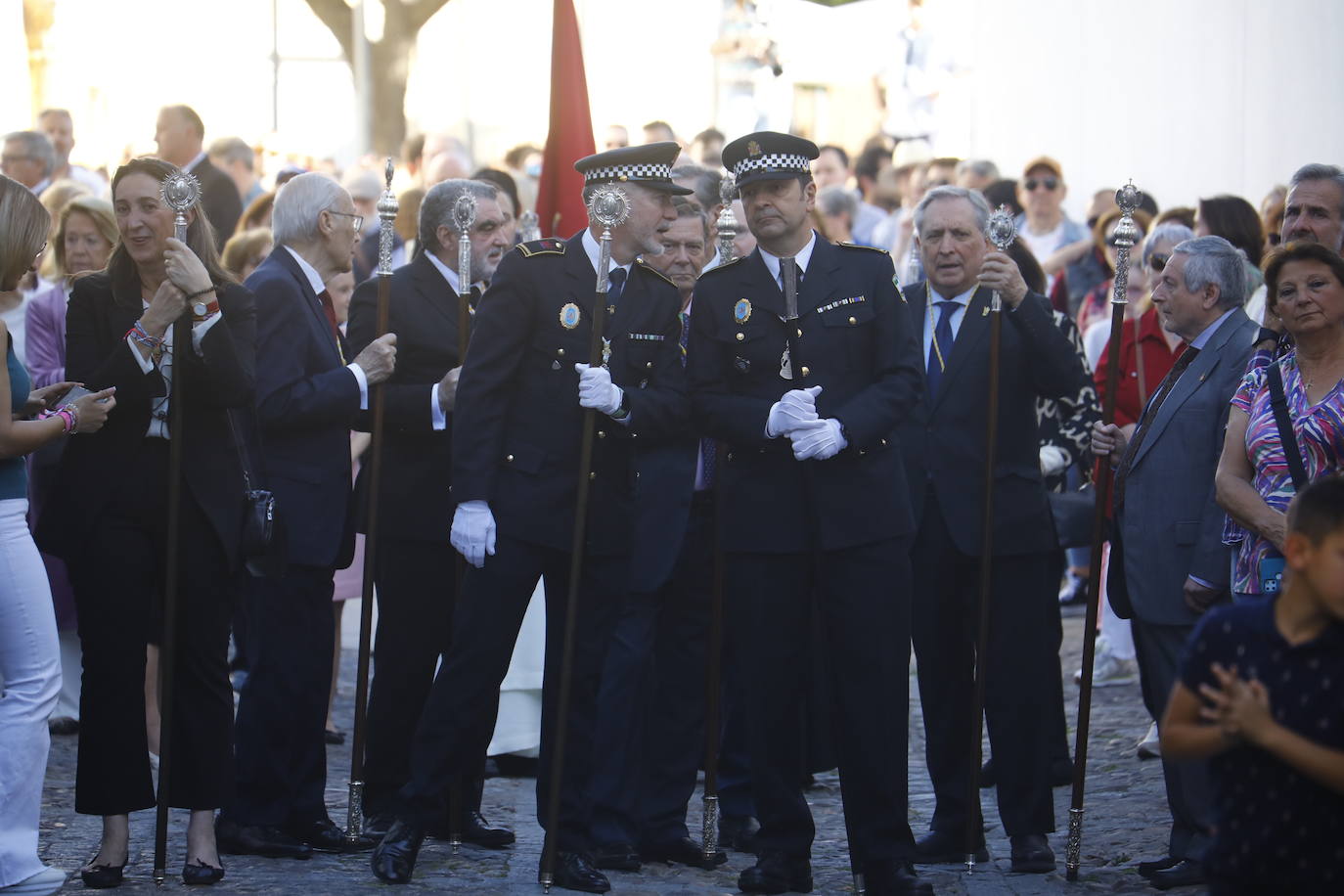 Fotos: La elegante procesión del Arcángel San Rafael en Córdoba