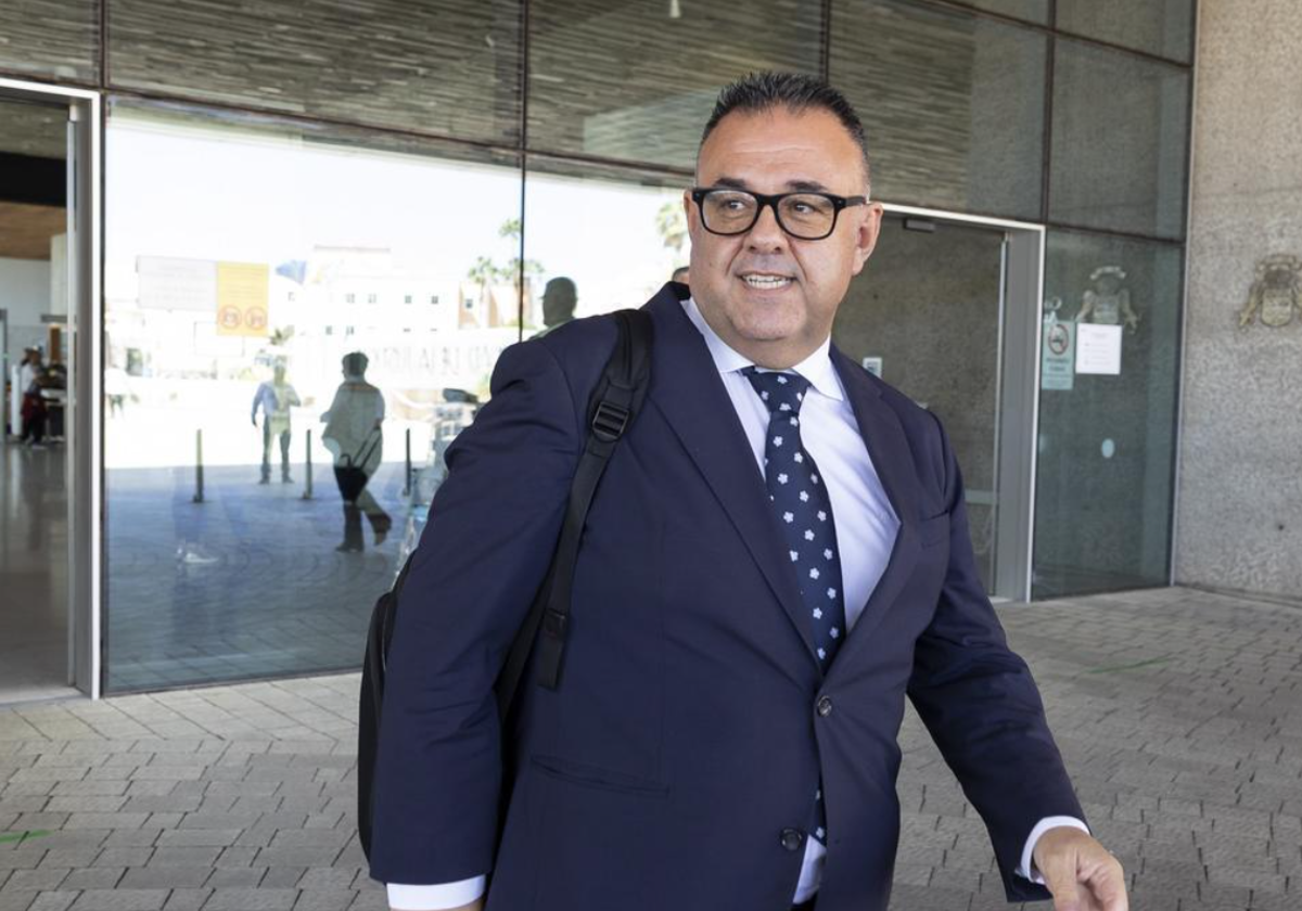 Conrado Domínguez, tras declarar en el Juzgado número 7 de Las Palmas de Gran Canaria en 2022