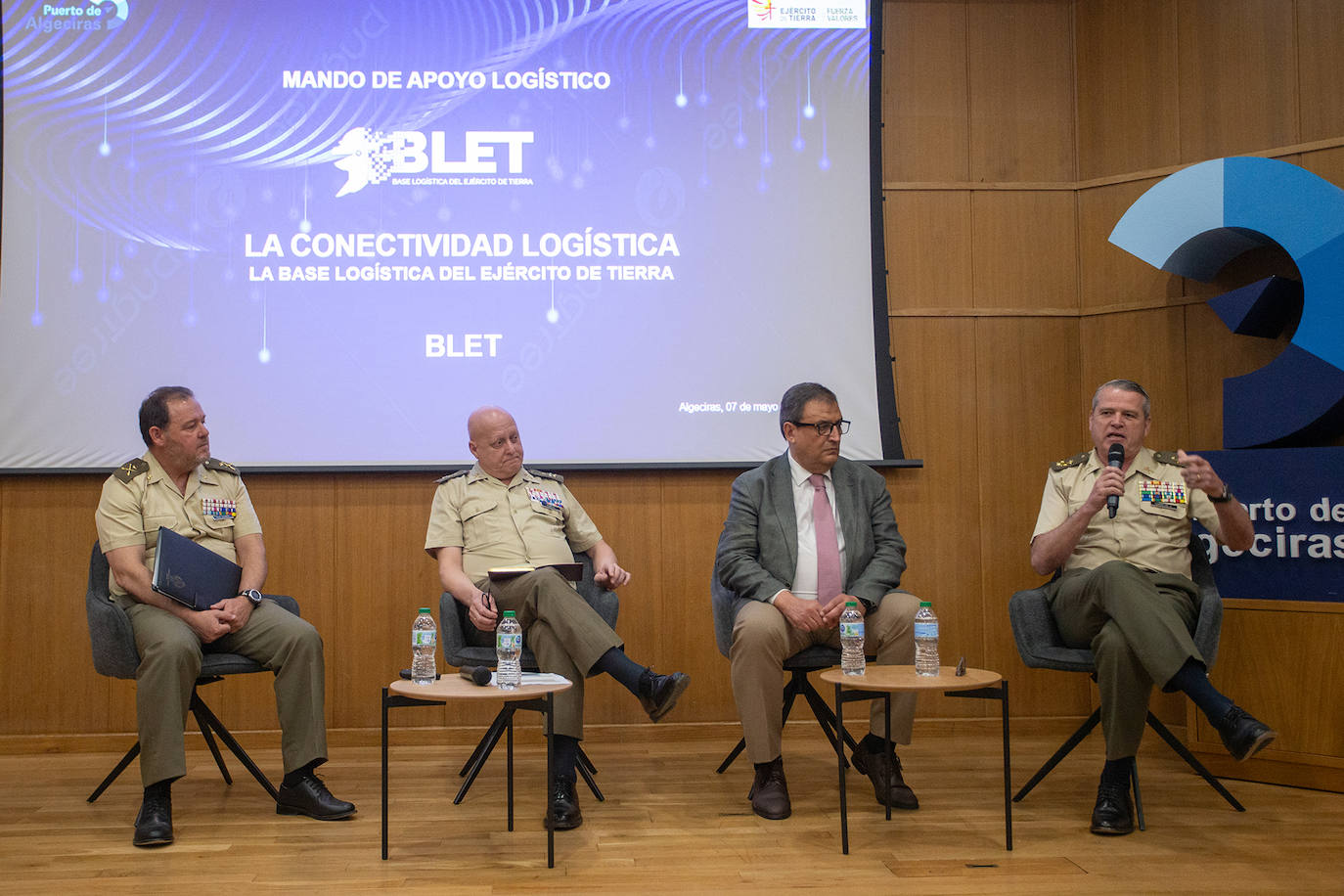 Fotos: La presentación de la Base Logística del Ejército de Tierra de Córdoba en Algeciras