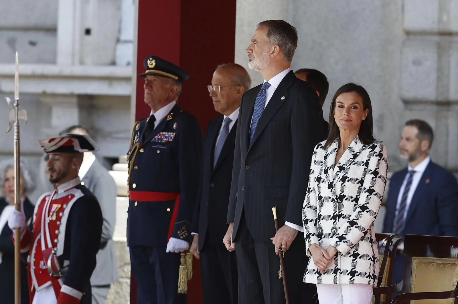 El homenaje ha tenido lugar en la Plaza de la Armería del Palacio Real de Madrid