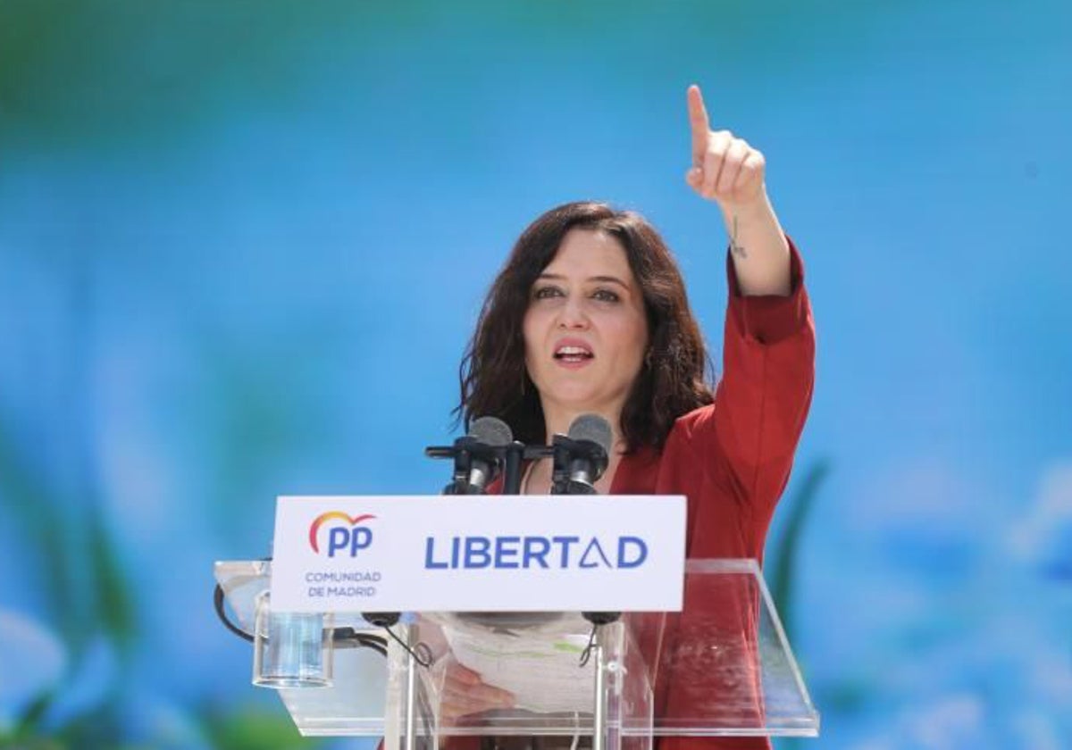 Isabel Díaz Ayuso, en un acto electoral en Majadahonda
