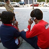 Adicciones a pantallas en menores en Madrid: «En el Marañón hay una planta habilitada para adolescentes que esperan su ingreso en psiquiatría»