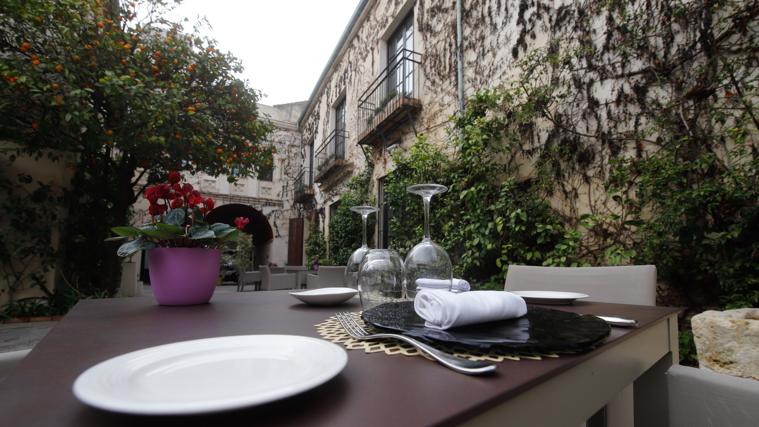 El hotel Hospes Palacio del Bailío está dentro de los cien mejores de España, según la Guía Michelin