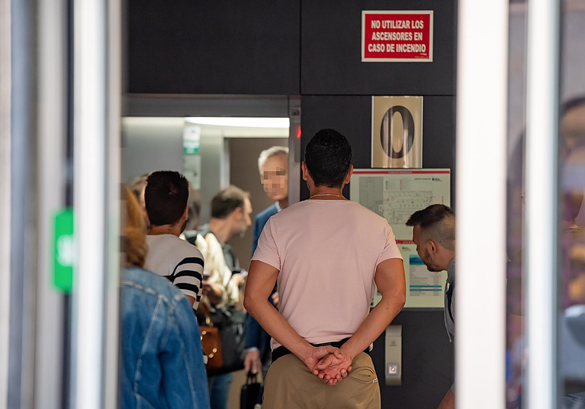 Registro en la sede de Sanidad del Gobierno de Canarias