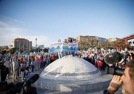 Cientos de personas muestran su apoyo a la madre de Gabriel para evitar que la asesina del niño se lucre con un documental