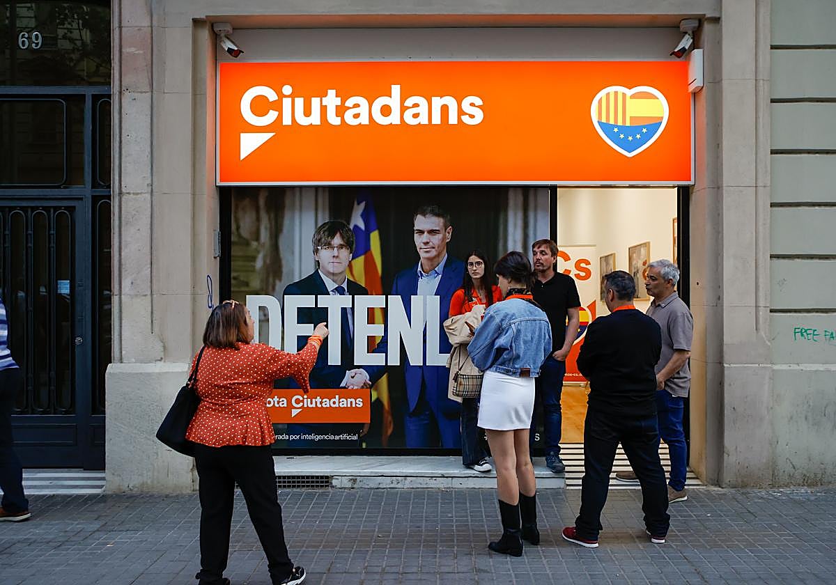 Sede de Ciudadanos durante el seguimiento de la jornada electoral