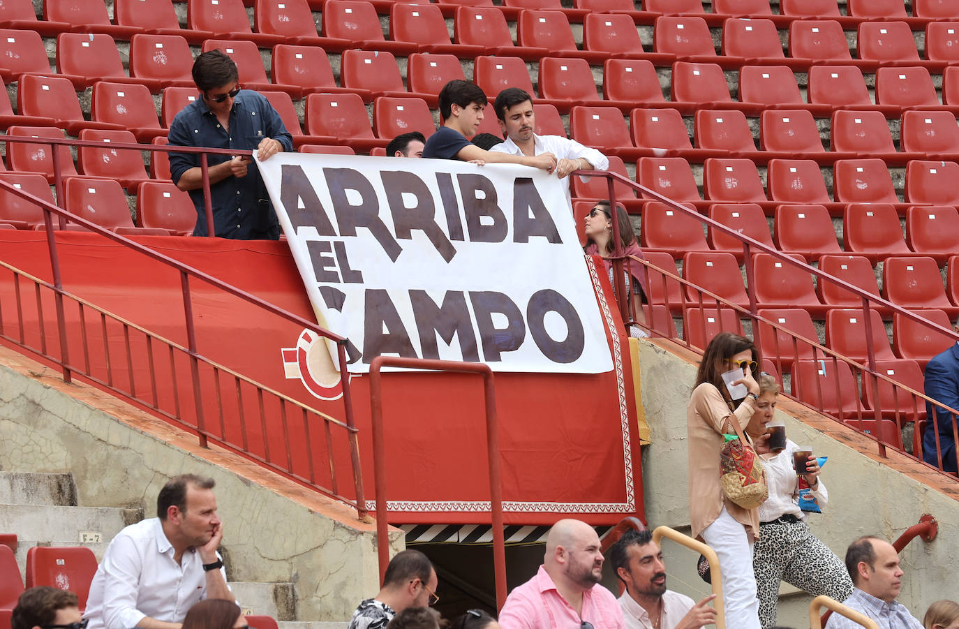 Las mejores fotos de la becerrada de homenaje a la afición cordobesa